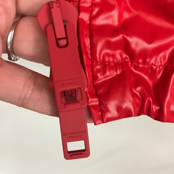 Givenchy Shiny Logo Nylon Windbreaker - Picture 8 of 16